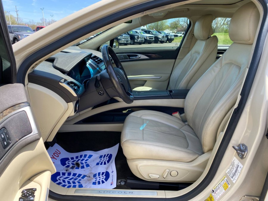 2015 Lincoln MKZ 4dr Sdn Hybrid FWD photo