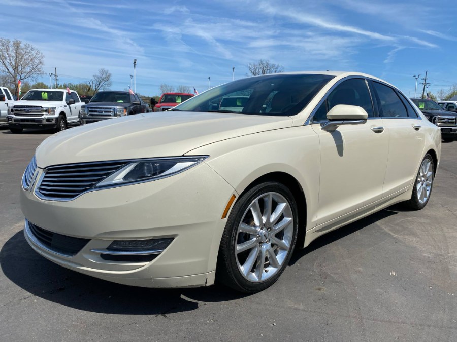 2015 Lincoln MKZ 4dr Sdn Hybrid FWD photo