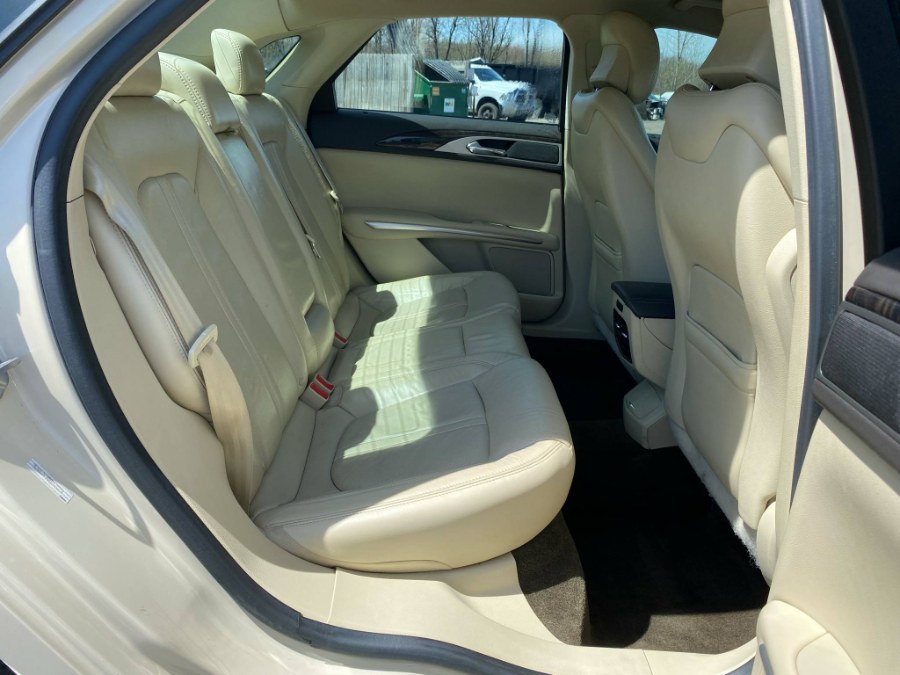 2015 Lincoln MKZ 4dr Sdn Hybrid FWD photo