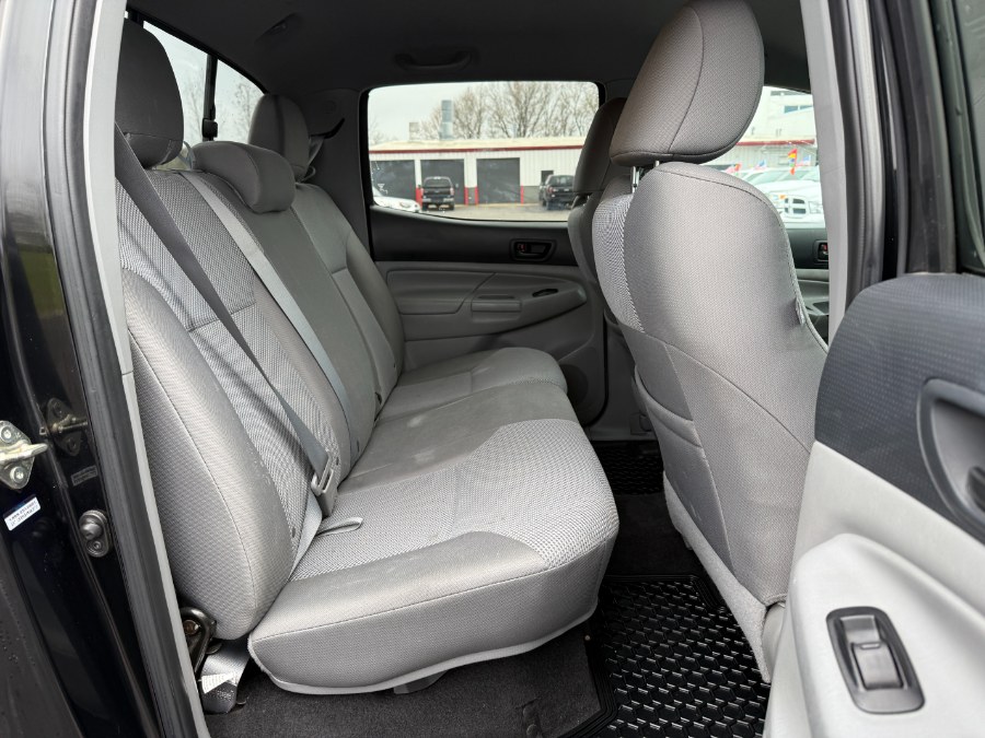 2014 Toyota Tacoma V6 photo