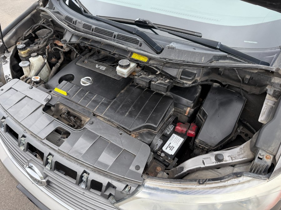 2011 Nissan Quest 3.5 S photo