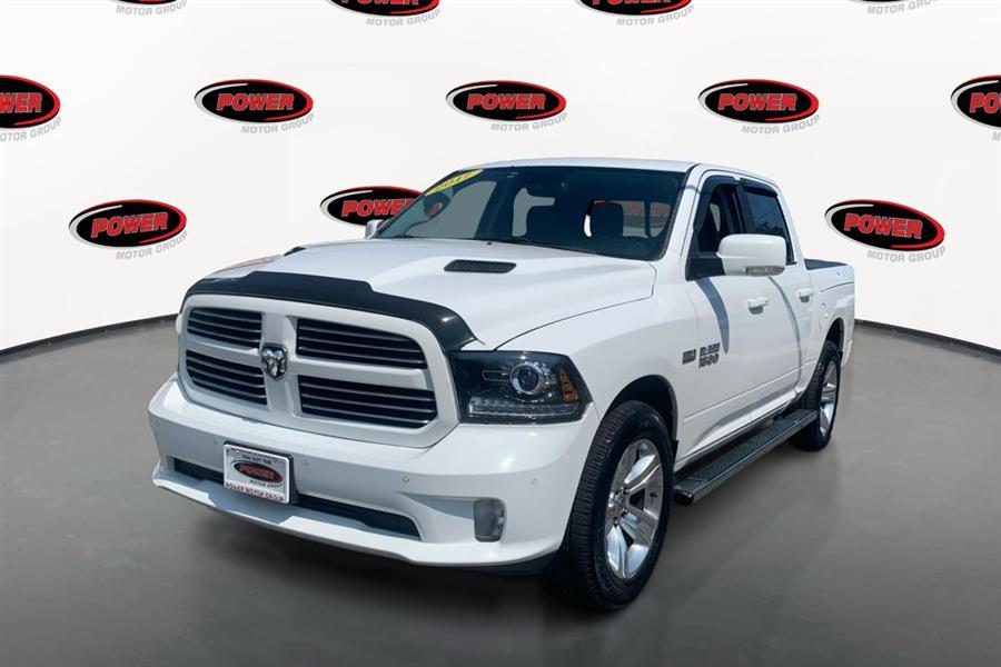 2017 RAM 1500 4WD Crew Cab 140.5
