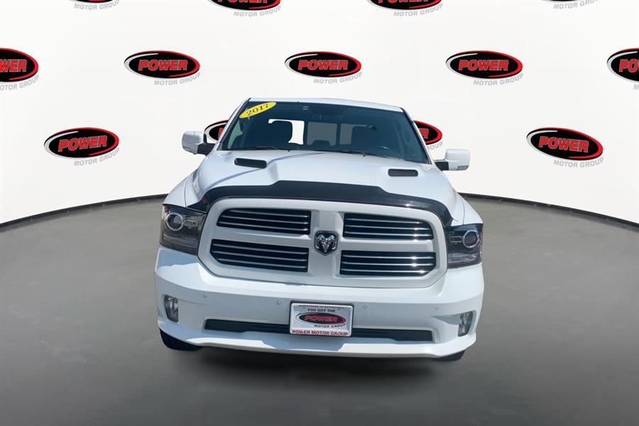 2017 RAM 1500 4WD Crew Cab 140.5