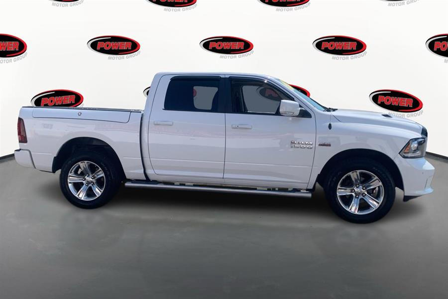2017 RAM 1500 4WD Crew Cab 140.5