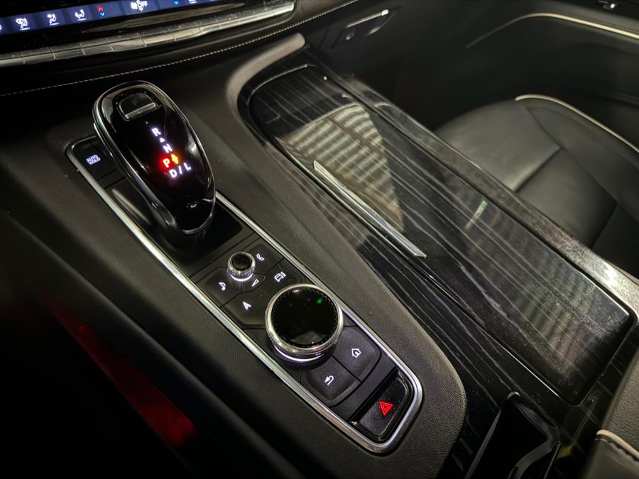 2022 Cadillac Escalade 4WD 4dr Sport photo