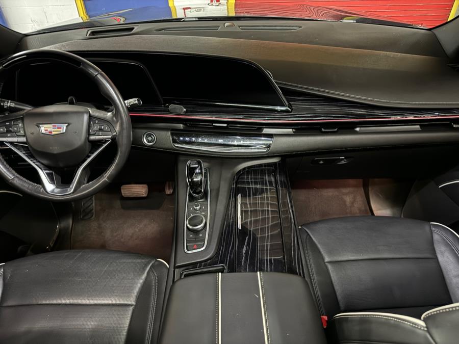 2022 Cadillac Escalade 4WD 4dr Sport photo