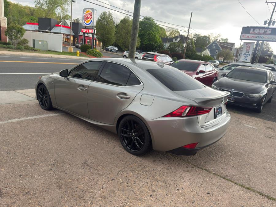 2016 Lexus IS 350 photo