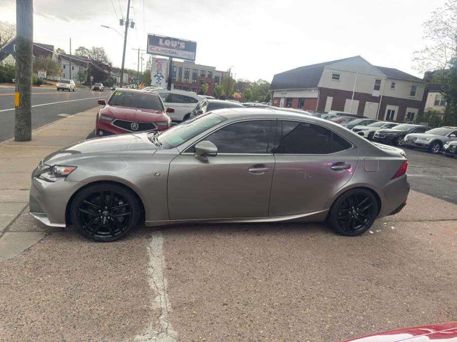 2016 Lexus IS 350 photo
