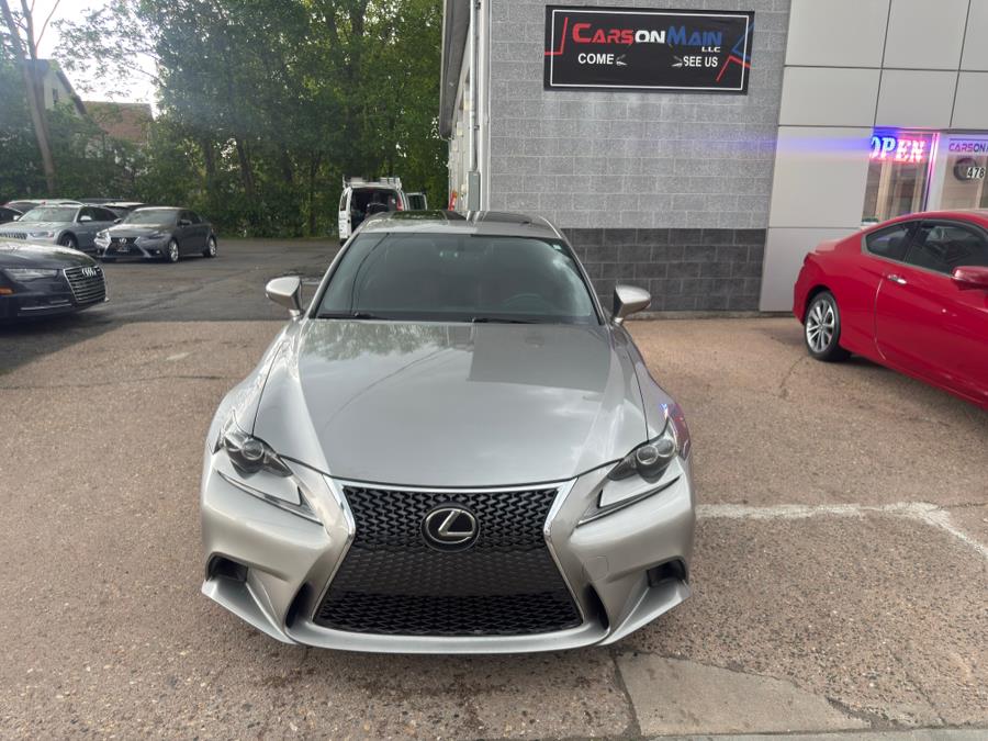 2016 Lexus IS 350 photo