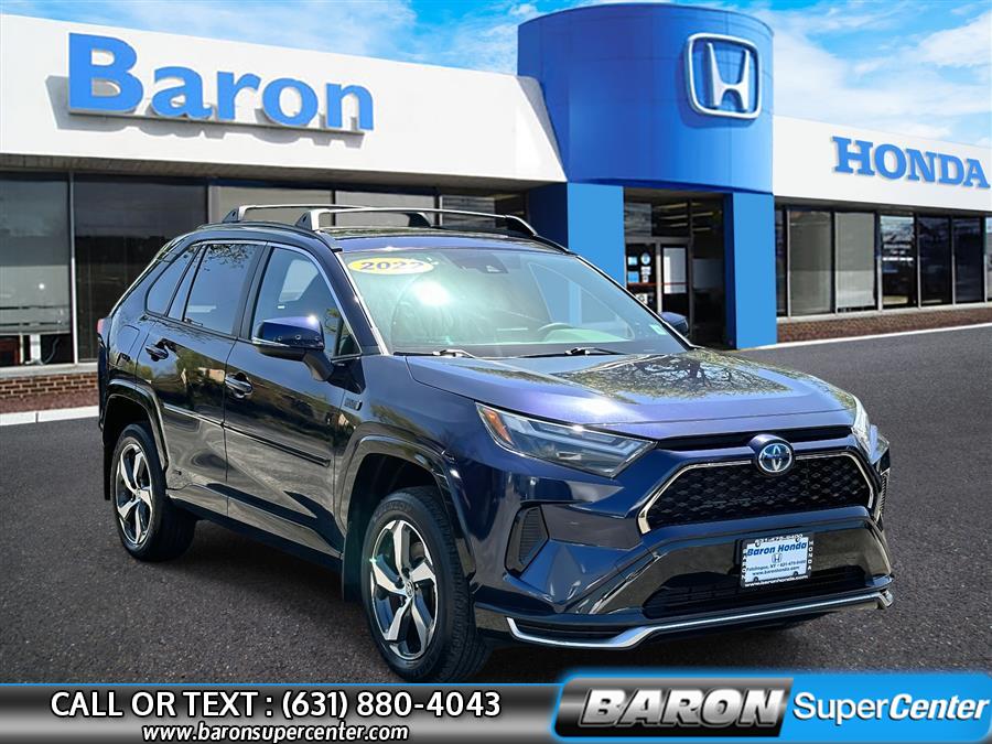2022 Toyota RAV4 Prime SE photo