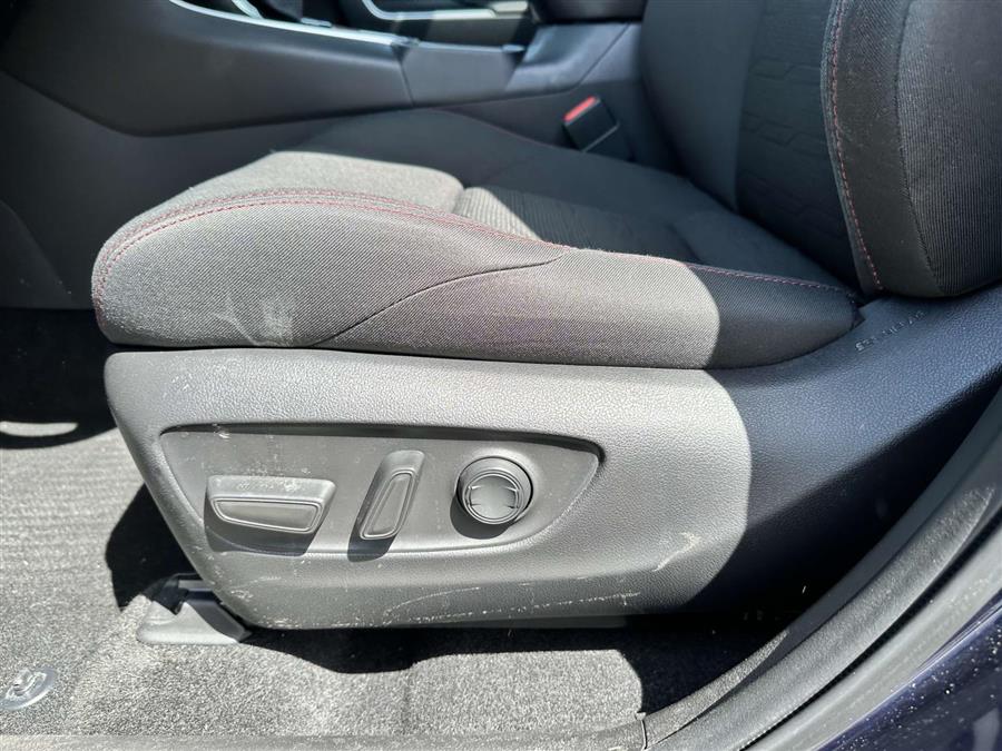 2022 Toyota RAV4 Prime SE photo