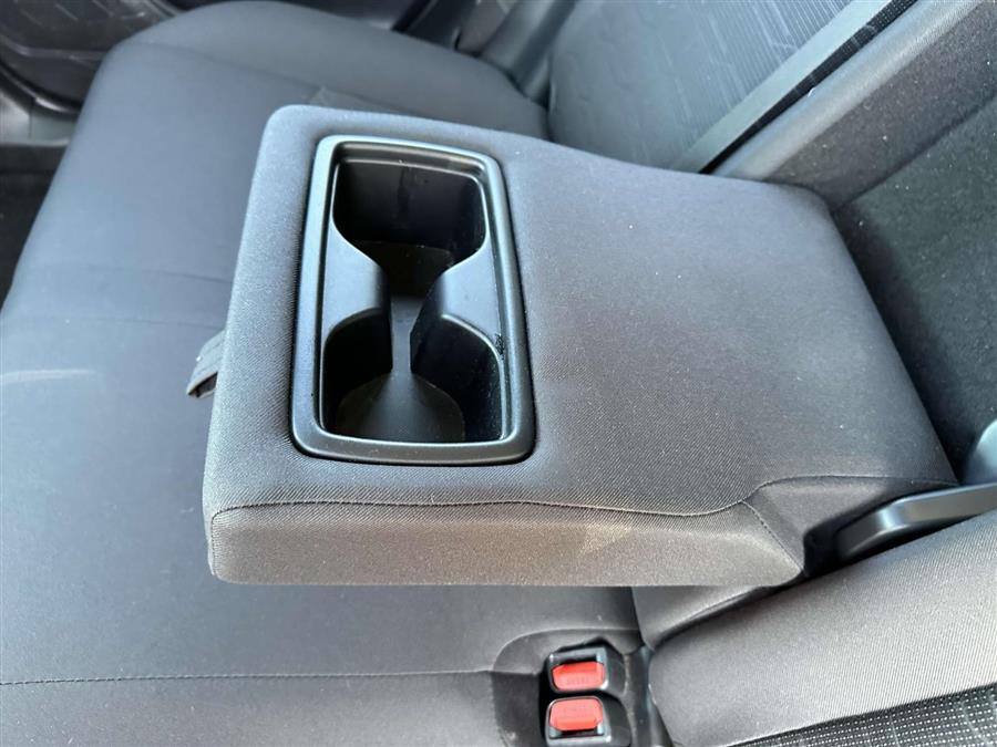 2022 Toyota RAV4 Prime SE photo