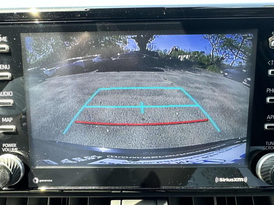 2022 Toyota RAV4 Prime SE photo