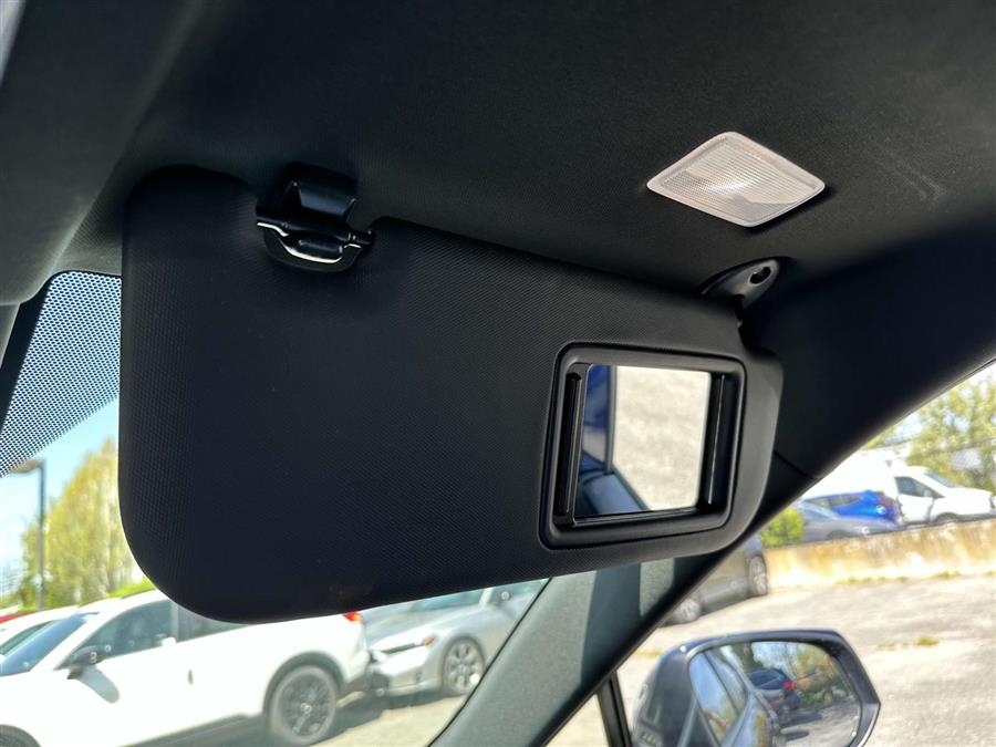 2022 Toyota RAV4 Prime SE photo