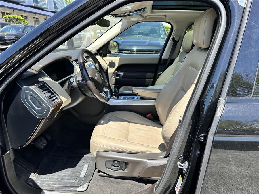 2019 Land Rover Range Rover Sport HSE photo