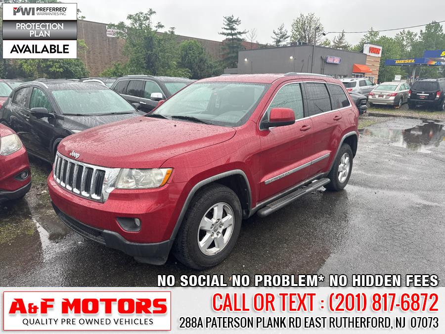 2011 Jeep Grand Cherokee Laredo photo