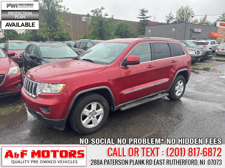 2011 Jeep Grand Cherokee Laredo photo