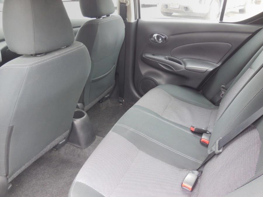 2019 Nissan VERSA SEDAN SV CVT photo