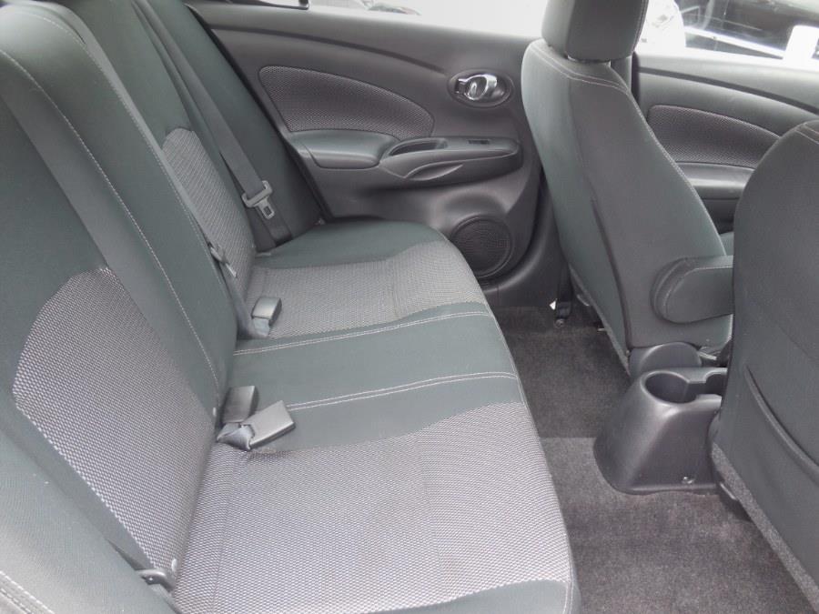 2019 Nissan VERSA SEDAN SV CVT photo