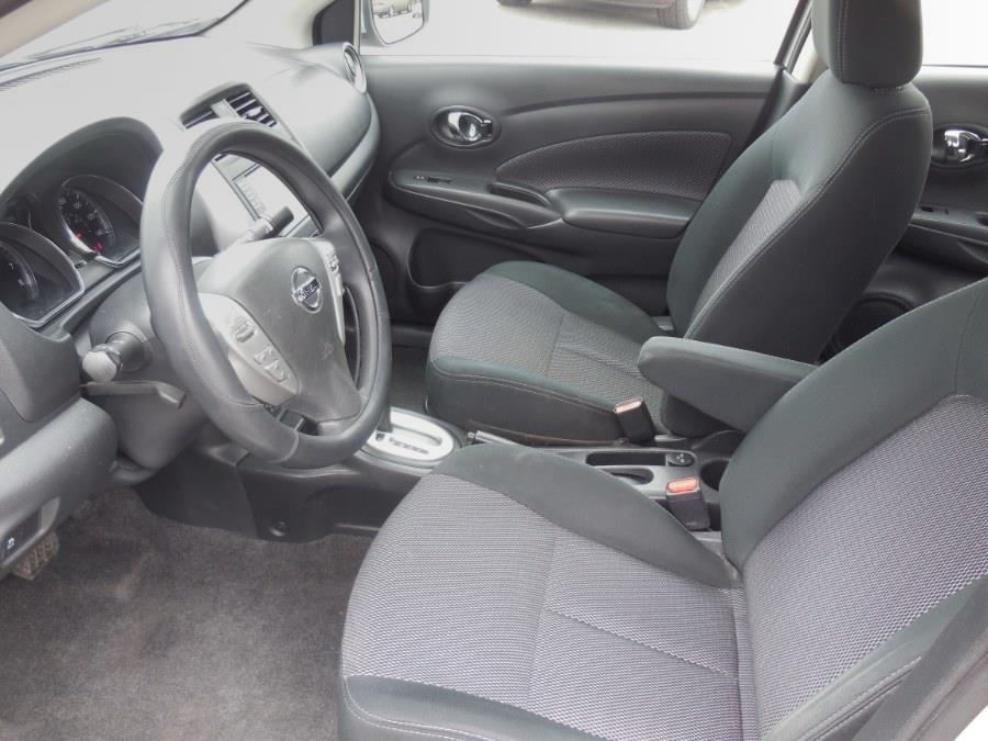 2019 Nissan VERSA SEDAN SV CVT photo