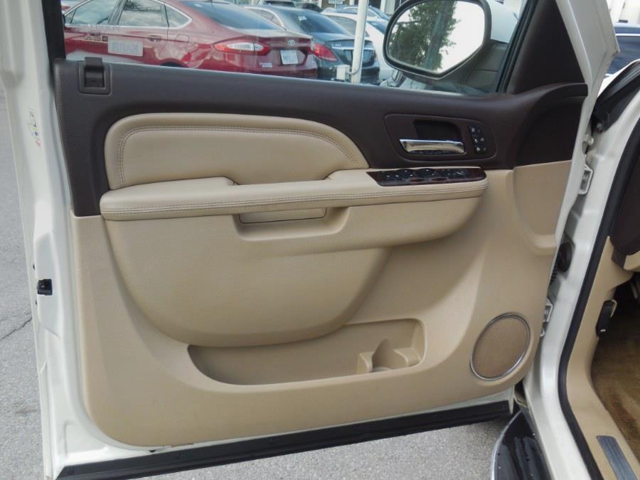 2014 GMC Yukon XL Denali photo