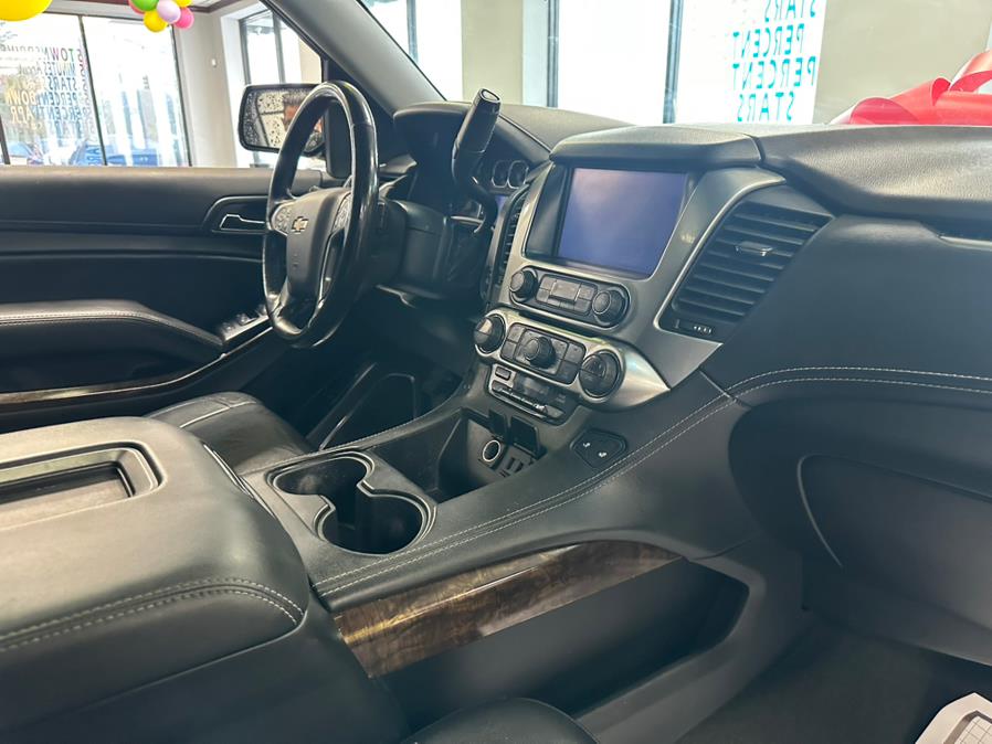 2018 Chevrolet Tahoe 4WD 4dr LT photo