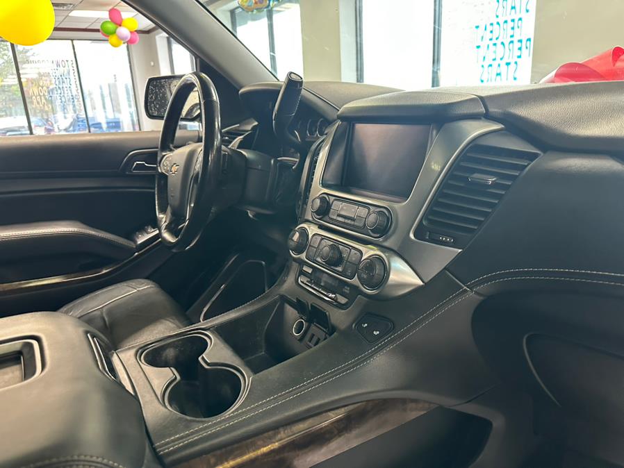 2018 Chevrolet Tahoe 4WD 4dr LT photo