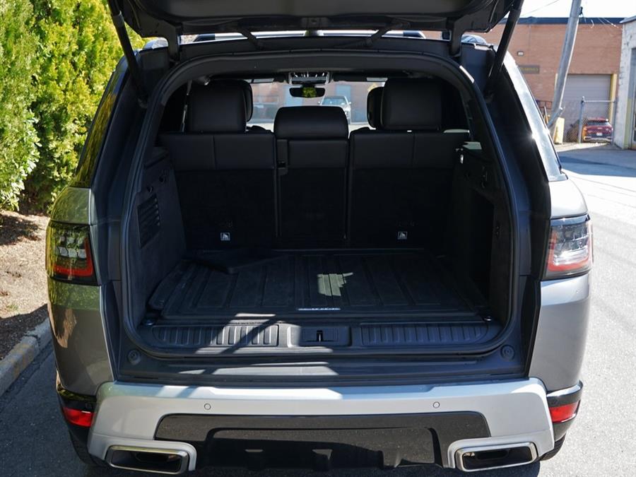 2020 Land Rover Range Rover Sport HSE photo