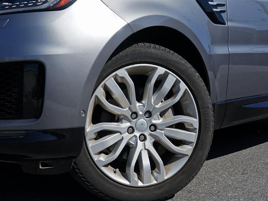 2020 Land Rover Range Rover Sport HSE photo