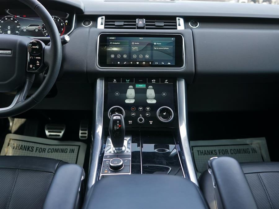 2020 Land Rover Range Rover Sport HSE photo