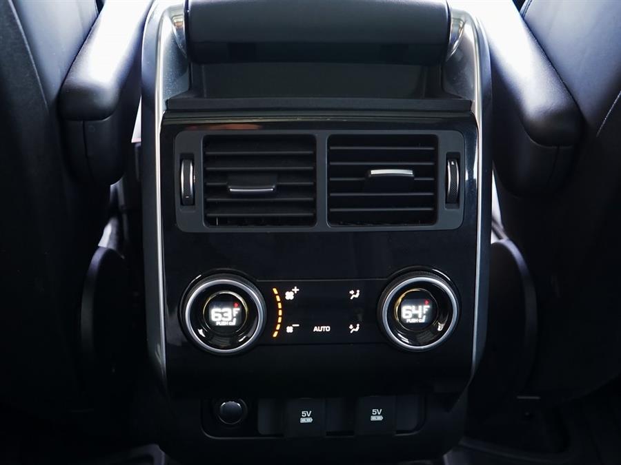2020 Land Rover Range Rover Sport HSE photo