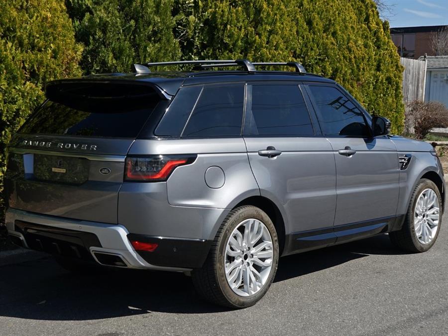 2020 Land Rover Range Rover Sport HSE photo