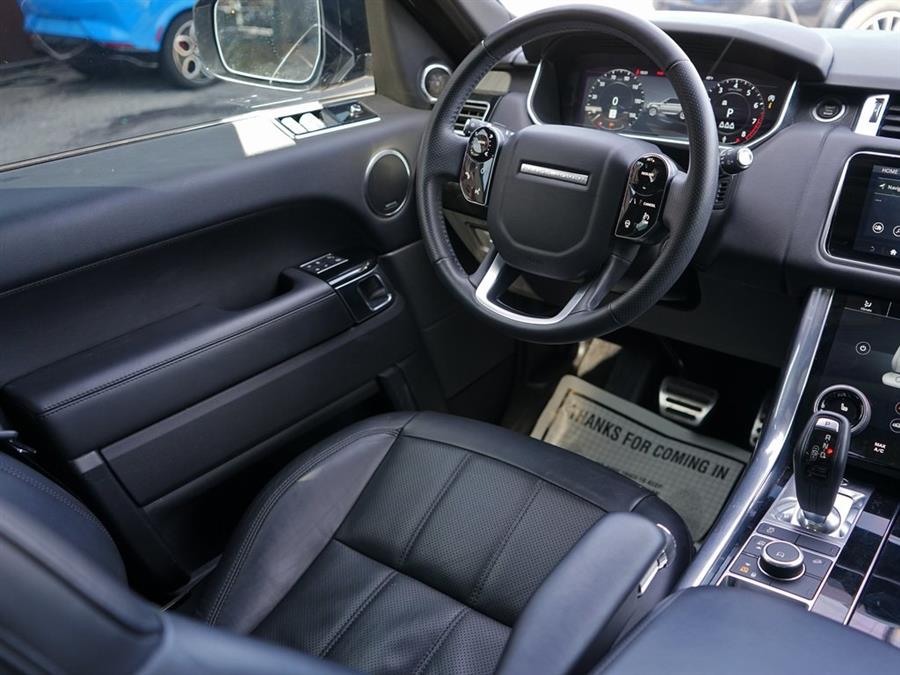 2020 Land Rover Range Rover Sport HSE photo