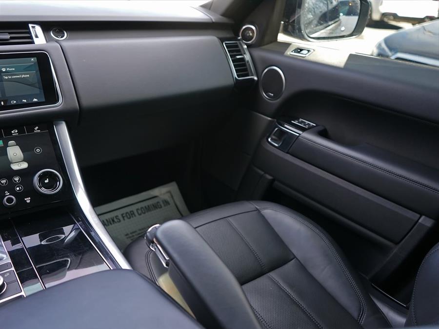 2020 Land Rover Range Rover Sport HSE photo