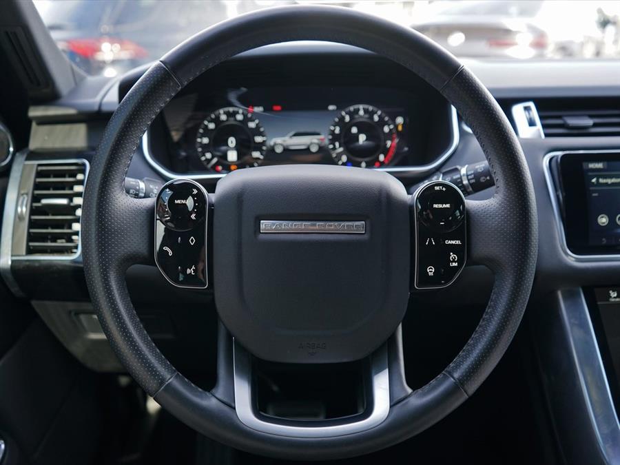 2020 Land Rover Range Rover Sport HSE photo