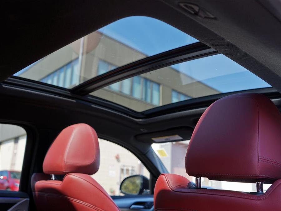 2021 BMW X4 M40i photo
