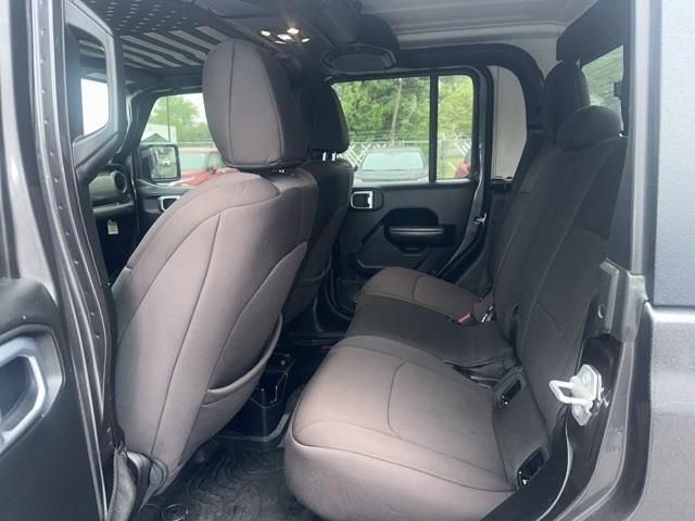2020 Jeep Gladiator Sport photo