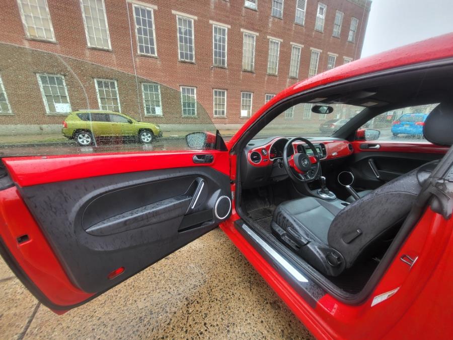 2012 Volkswagen Beetle 2.5 PZEV photo