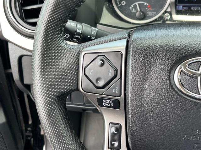 2021 Toyota Tacoma SR5 photo