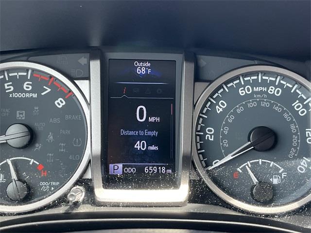 2021 Toyota Tacoma SR5 photo