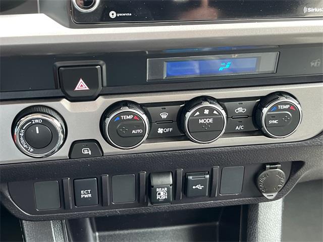 2021 Toyota Tacoma SR5 photo