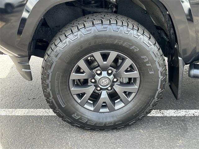 2021 Toyota Tacoma SR5 photo