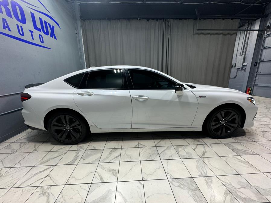 2022 Acura TLX FWD w/A-Spec Package photo