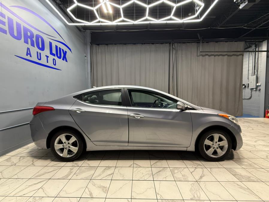 2013 Hyundai Elantra GLS photo