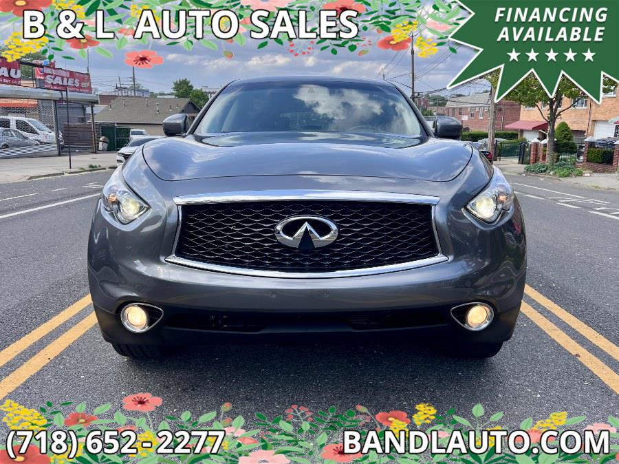 2017 Infiniti QX70 AWD photo