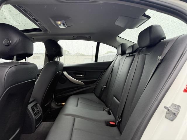 2015 BMW 3-Series 320i xDrive photo