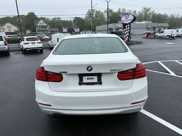 2015 BMW 3-Series 320i xDrive photo