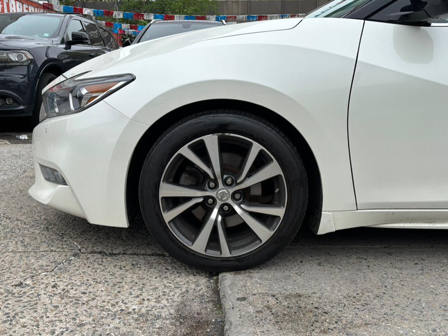 2017 Nissan Maxima Platinum 3.5L photo