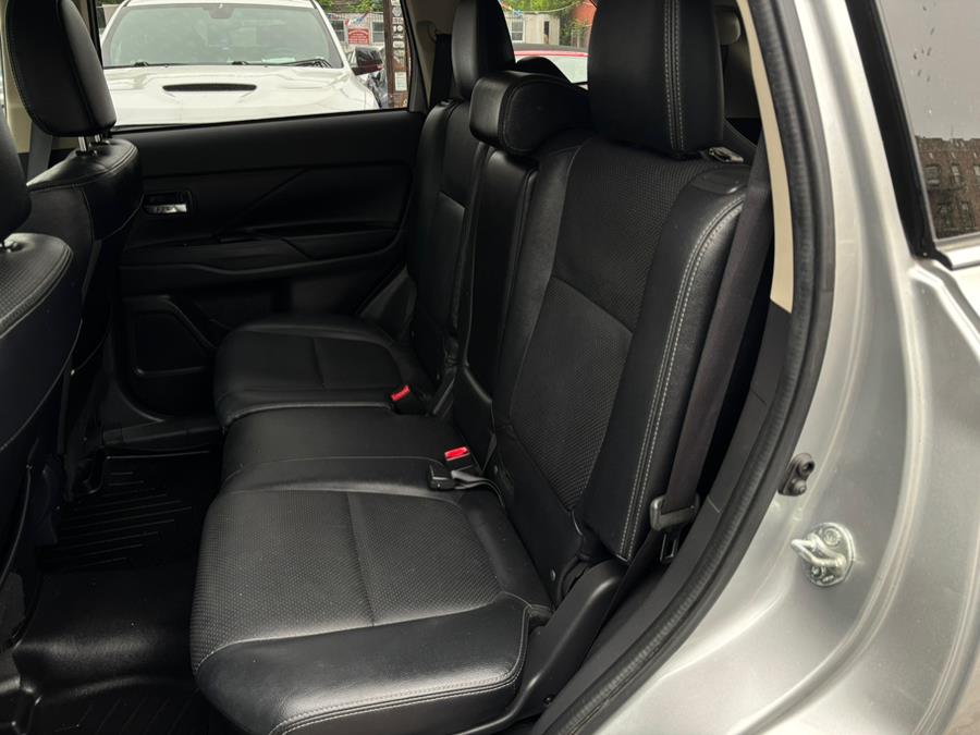 2018 Subaru Outlander SEL S-AWC photo