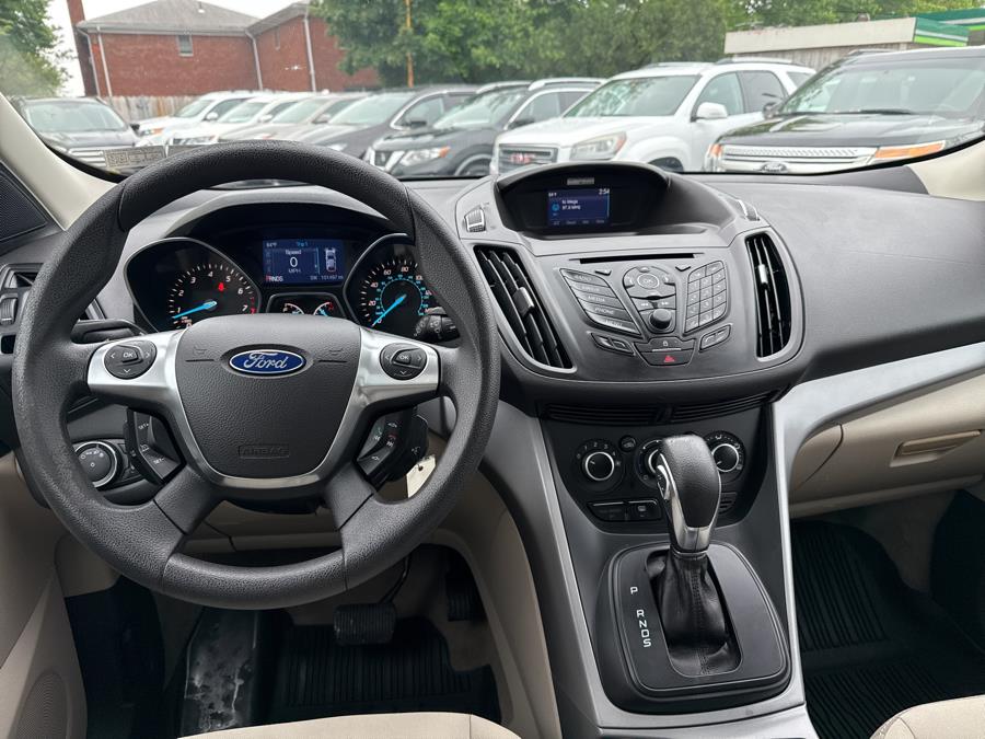 2014 Ford Escape SE photo